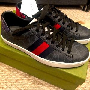 Men’s GUCCI Black Ace Sneakers Size 8